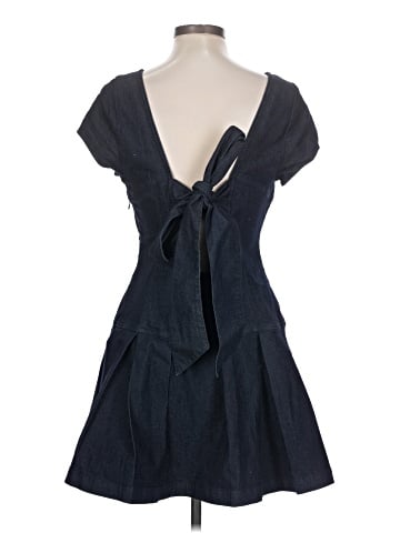 Urban Outfitters Casual Dress (view 2)