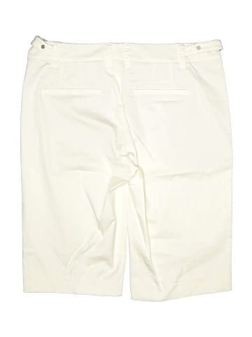 Vince. Khaki Shorts (view 2)