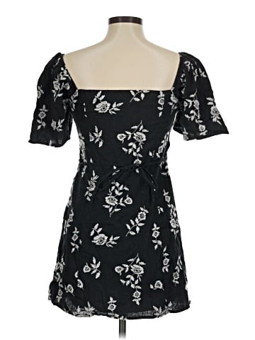Abercrombie & Fitch Casual Dress (view 2)