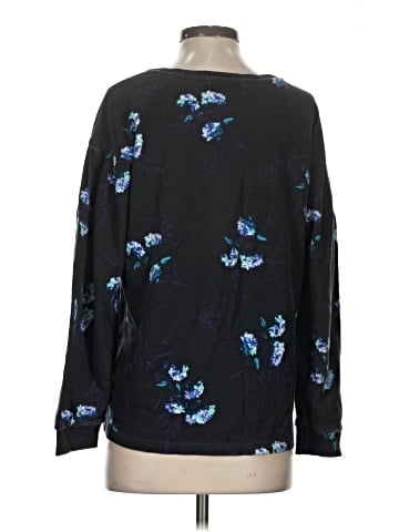Liz Claiborne Pullover Sweater (view 2)