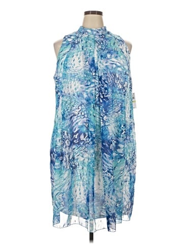 Signature by Robbie Bee Casual Dress (view 1)