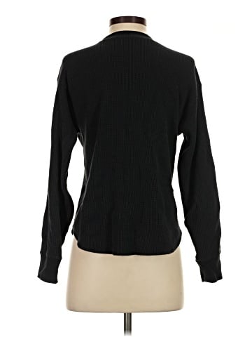 Uniqlo Long Sleeve T-Shirt (view 2)