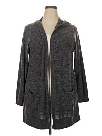 Torrid 3/4 Sleeve T-Shirt (view 1)