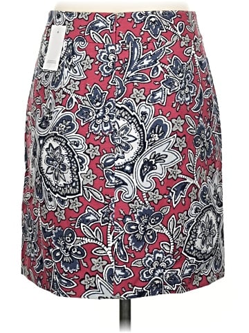 Ann Taylor LOFT Outlet Casual Skirt (view 2)