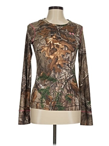 Under Armour Long Sleeve T-Shirt (view 1)