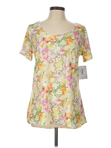 Lularoe Short Sleeve T-Shirt (view 1)