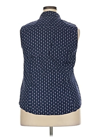 Croft & Barrow Sleeveless Button-Down Shirt (view 2)