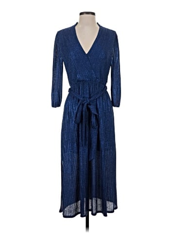 Alice + Olivia Casual Dress (view 1)
