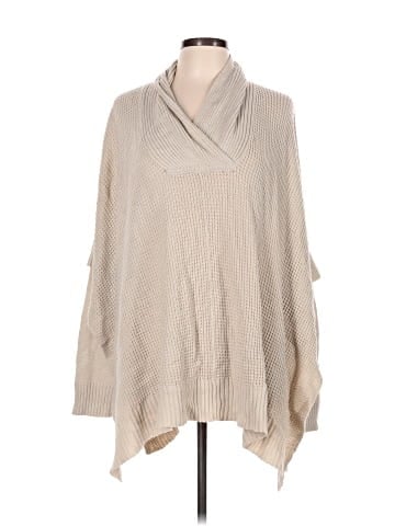 Quinn Poncho (view 1)