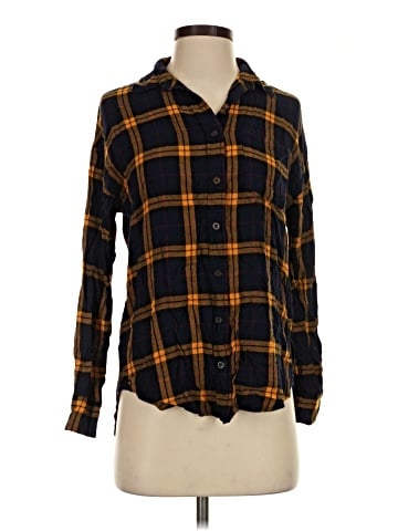 Forever 21 Long Sleeve Button-Down Shirt (view 1)