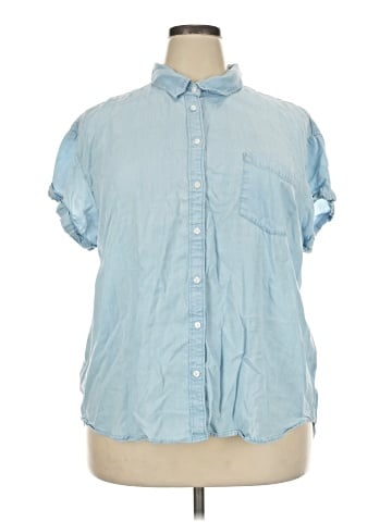Caslon Short Sleeve Button-Down Shirt (view 1)