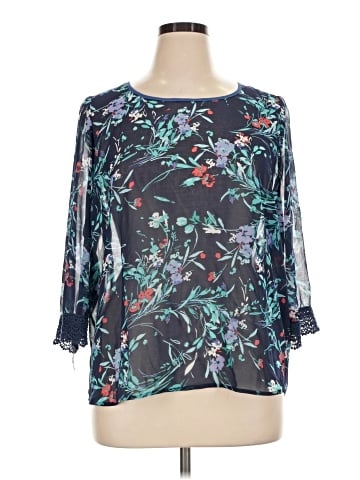 Eyeshadow 3/4 Sleeve Blouse (view 1)