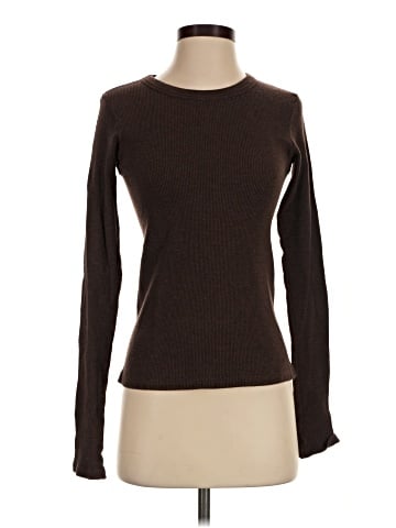 Brandy Melville Pullover Sweater (view 1)