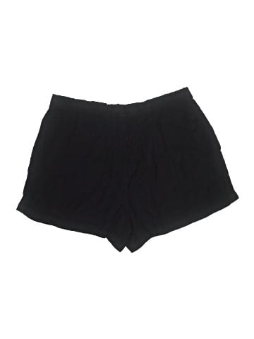 Gap Shorts (view 2)