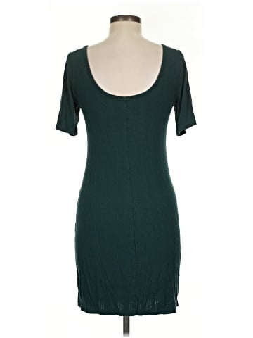 Old Navy Casual Dress (view 2)