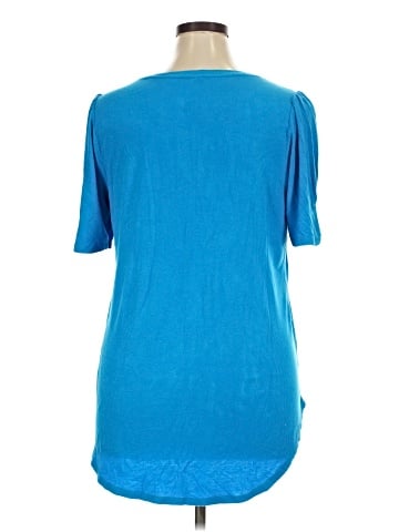 Lane Bryant Short Sleeve T-Shirt (view 2)