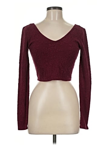 Forever 21 Long Sleeve T-Shirt (view 1)