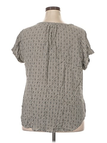 Liz Claiborne Short Sleeve Blouse (view 2)