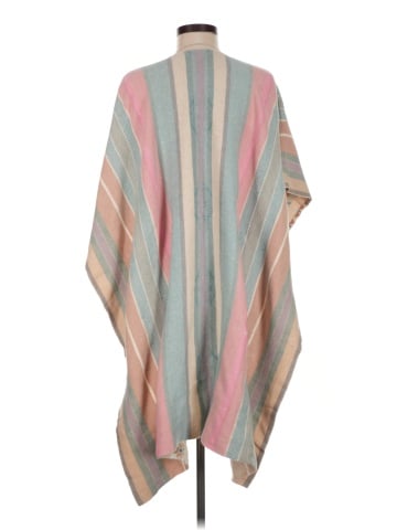 Sundance Poncho (view 2)