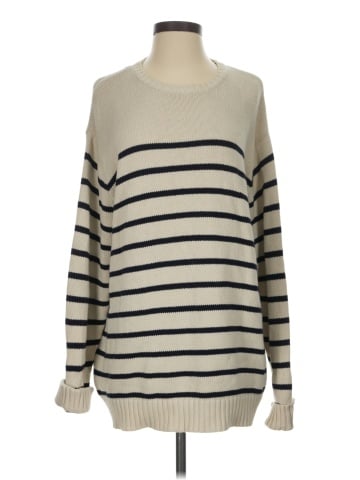 Brandy Melville Pullover Sweater (view 1)