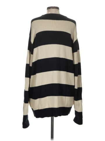 Brandy Melville Pullover Sweater (view 2)