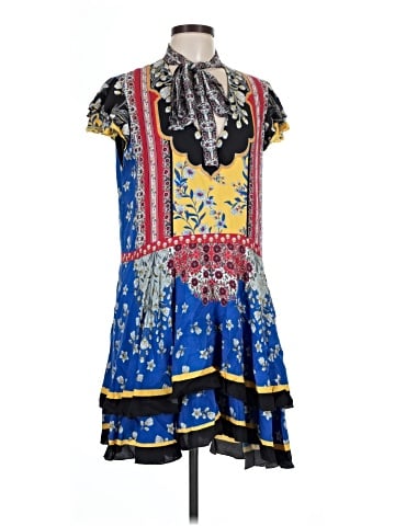 Alice + Olivia Casual Dress (view 1)