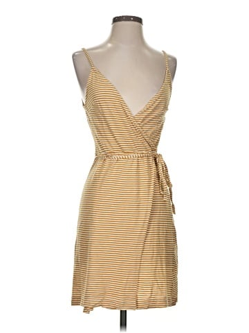 H&M Casual Dress (view 1)