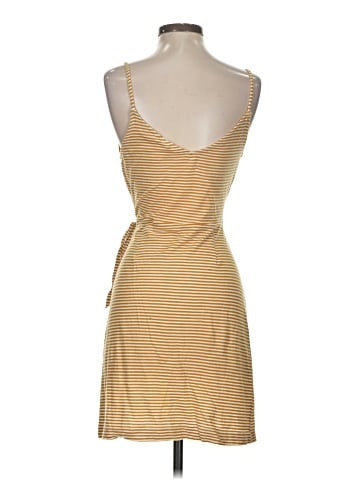 H&M Casual Dress (view 2)