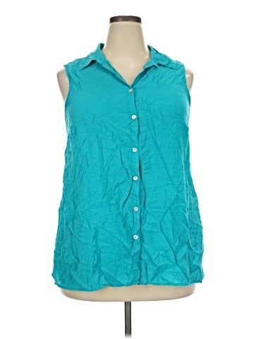 Roz & Ali Sleeveless Button-Down Shirt (view 1)