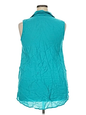 Roz & Ali Sleeveless Button-Down Shirt (view 2)