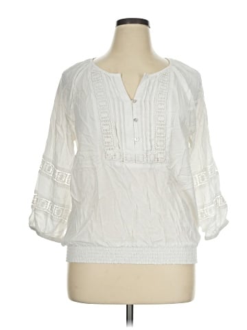 Cable & Gauge 3/4 Sleeve Blouse (view 1)