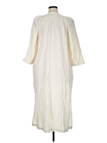 Old Navy Casual Dress (view 2)