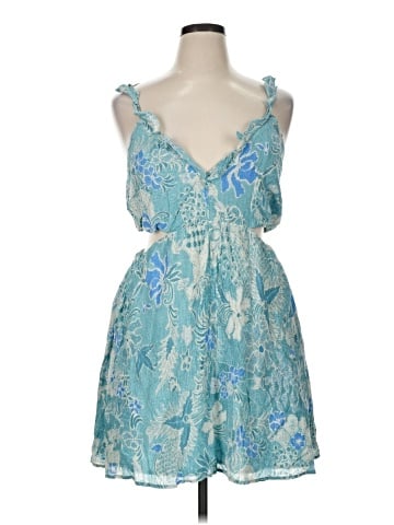 Abercrombie & Fitch Cocktail Dress (view 1)