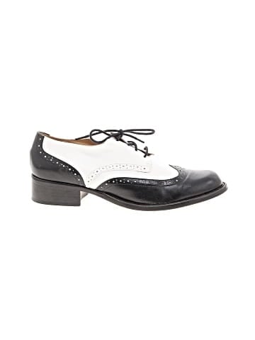 Kenneth Cole New York Flats (view 1)