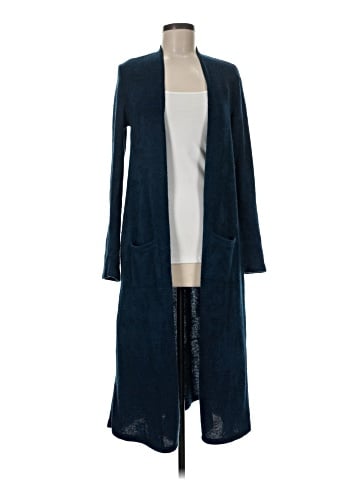 Agnes & Dora Cardigan (view 1)