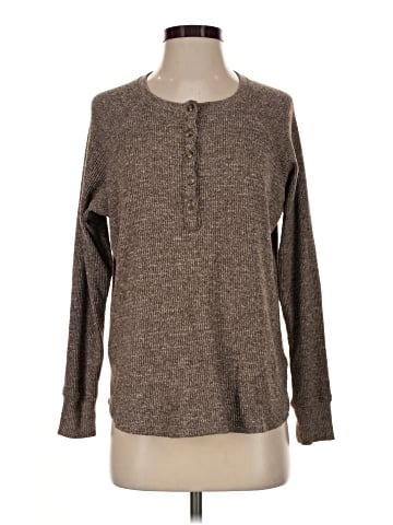 American Eagle Outfitters Pullover Sweater (view 1)