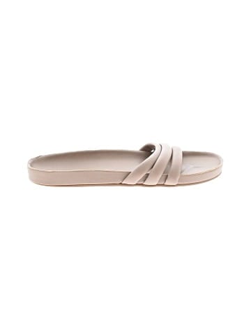 Old Navy Sandals (view 1)