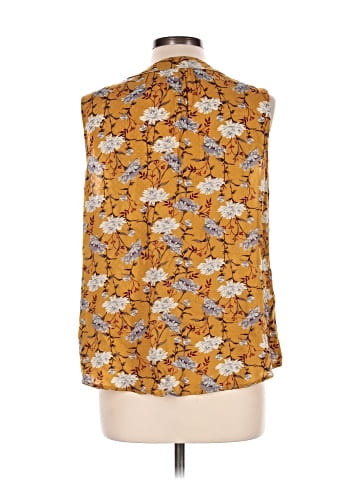 Old Navy Sleeveless Blouse (view 2)