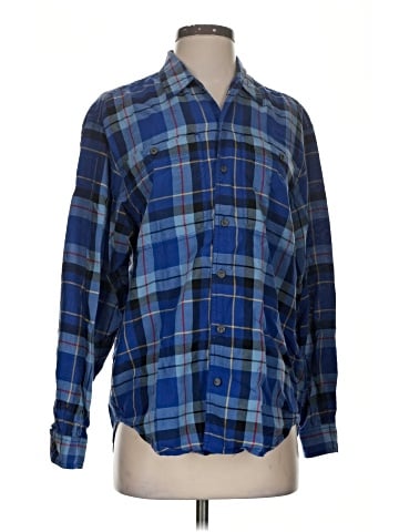 Lizwear by Liz Claiborne Long Sleeve Button-Down Shirt (view 1)