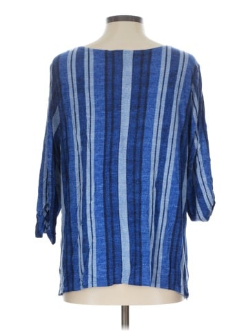Sharagano Poncho (view 2)