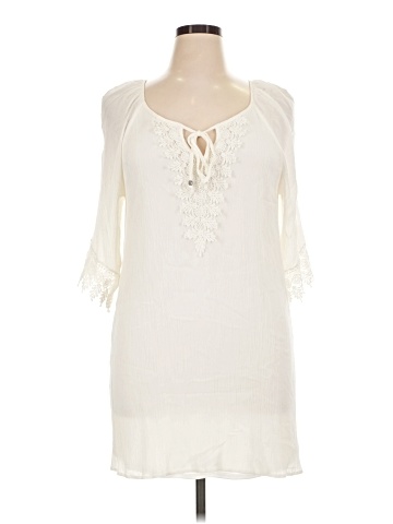 Naif 3/4 Sleeve Blouse (view 1)