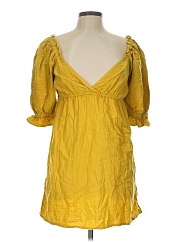 Billabong Cocktail Dress (view 1)