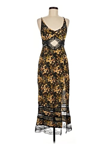 Urban Outfitters Casual Dress (view 1)