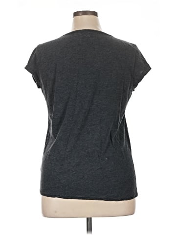 Rock & Republic Short Sleeve T-Shirt (view 2)