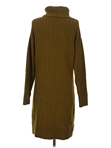 Banana Republic Turtleneck Sweater (view 2)
