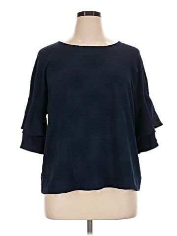 Liz Claiborne 3/4 Sleeve T-Shirt (view 1)