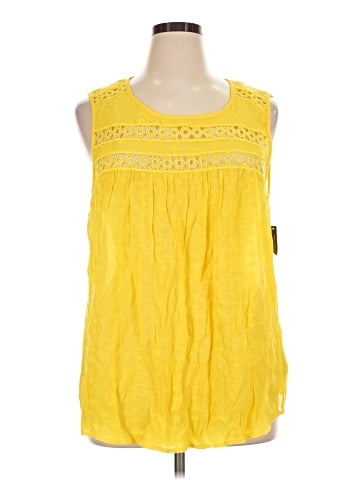 Zac & Rachel Sleeveless T-Shirt (view 1)