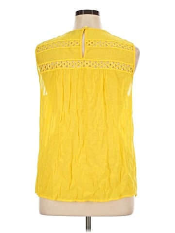 Zac & Rachel Sleeveless T-Shirt (view 2)