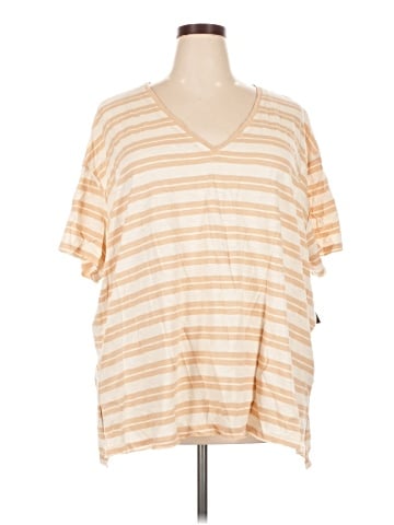 Torrid Short Sleeve T-Shirt (view 1)