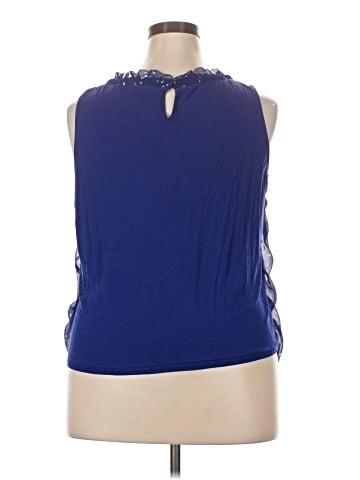 Elle Sleeveless Blouse (view 2)